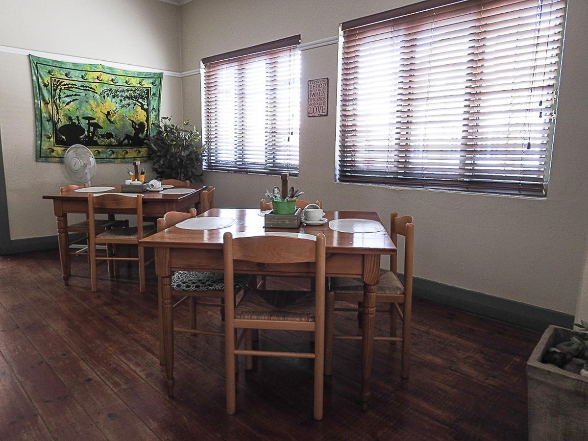 Mosselbay Backpackers Hostel Mossel Bay Exterior photo
